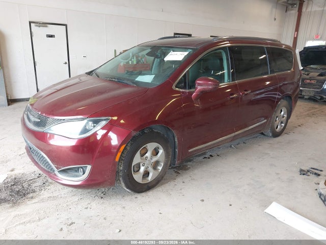2017 Chrysler Pacifica Touring-l Plus მანქანა იყიდება აუქციონზე, vin: 2C4RC1EG6HR708779, აუქციონის ნომერი: 46192293