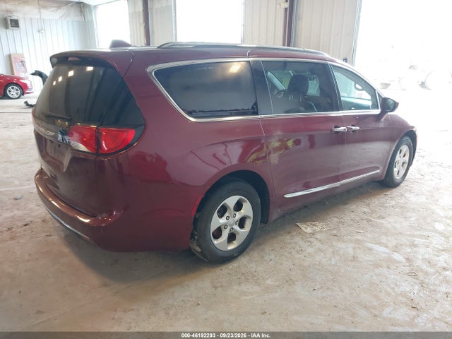 2017 Chrysler Pacifica Touring-l Plus მანქანა იყიდება აუქციონზე, vin: 2C4RC1EG6HR708779, აუქციონის ნომერი: 46192293