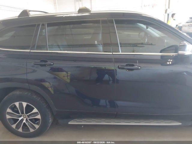 2021 Toyota Highlander Xle მანქანა იყიდება აუქციონზე, vin: 5TDGZRBH5MS554312, აუქციონის ნომერი: 46192307