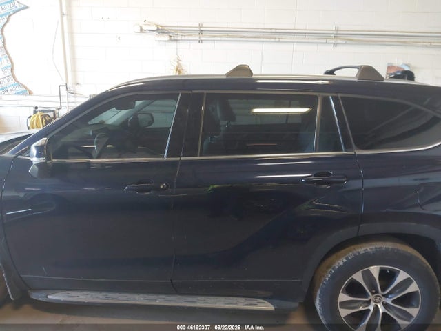 2021 Toyota Highlander Xle მანქანა იყიდება აუქციონზე, vin: 5TDGZRBH5MS554312, აუქციონის ნომერი: 46192307