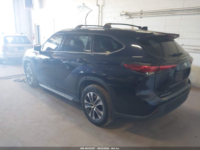 2021 Toyota Highlander Xle მანქანა იყიდება აუქციონზე, vin: 5TDGZRBH5MS554312, აუქციონის ნომერი: 46192307