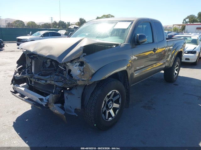 5TFTU4GN8FX084417 Toyota Tacoma Prerunner V6