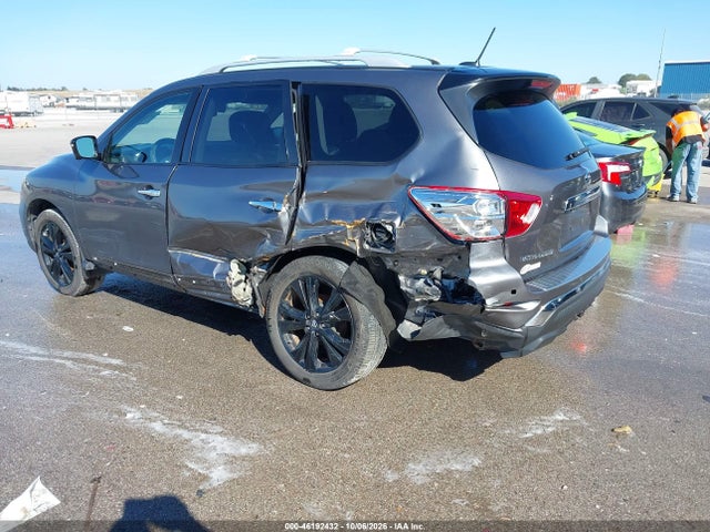 Продаж на аукціоні авто 2017 Nissan Pathfinder Platinum, vin: 5N1DR2MM8HC669493, номер лоту: 46192432