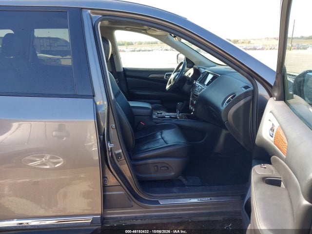 Продаж на аукціоні авто 2017 Nissan Pathfinder Platinum, vin: 5N1DR2MM8HC669493, номер лоту: 46192432