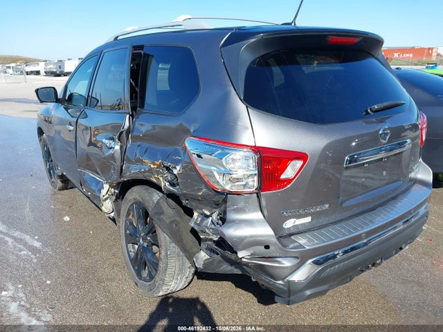 Продаж на аукціоні авто 2017 Nissan Pathfinder Platinum, vin: 5N1DR2MM8HC669493, номер лоту: 46192432