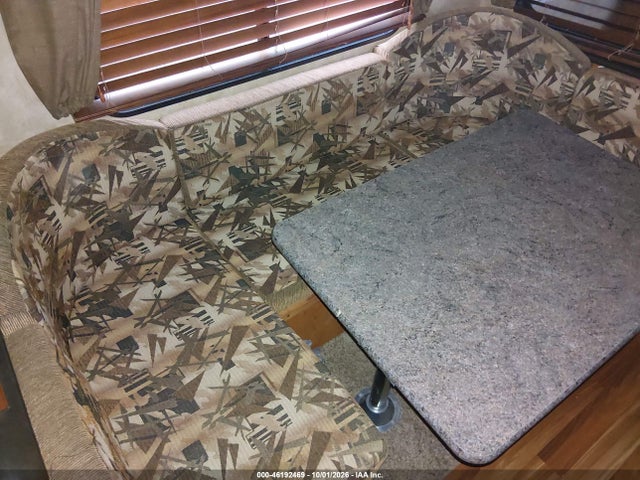 2013 Forest River Wolf Pack Toy Hauler მანქანა იყიდება აუქციონზე, vin: 4X4TCTD24DY205159, აუქციონის ნომერი: 46192469