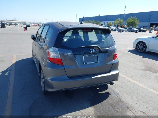 46192473 :رقم المزاد ، JHMGE8G5XDC016399 vin ، 2013 Honda Fit Sport مزاد بيع