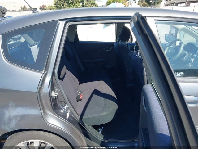 46192473 :رقم المزاد ، JHMGE8G5XDC016399 vin ، 2013 Honda Fit Sport مزاد بيع