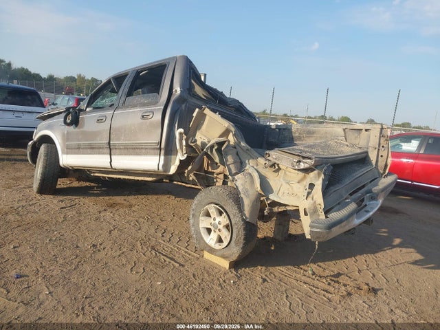 Продажа на аукционе авто 2002 Ford F-150 Lariat/xlt, vin: 1FTRW08L52KC35067, номер лота: 46192490