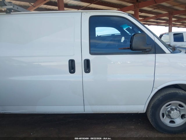 Chevrolet Express 2500 Work Van 2017 1GCWGBFFXH1110993 Image 13