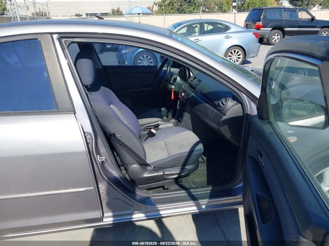 Продажа на аукционе авто 2005 Mazda Mazda3 I, vin: JM1BK12F851308528, номер лота: 46192529
