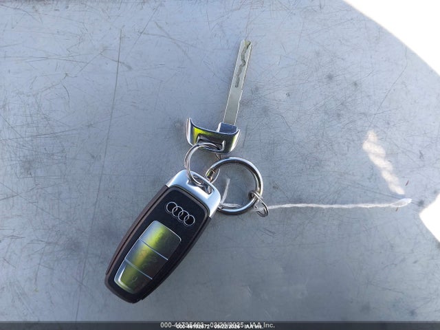 2023 Audi A3 Premium Plus 40 Tfsi Quattro S Tronic მანქანა იყიდება აუქციონზე, vin: WAUHUDGY7PA020774, აუქციონის ნომერი: 46192572