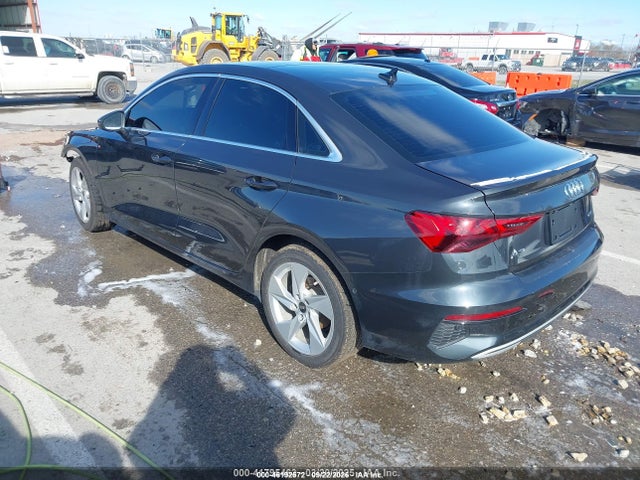 2023 Audi A3 Premium Plus 40 Tfsi Quattro S Tronic მანქანა იყიდება აუქციონზე, vin: WAUHUDGY7PA020774, აუქციონის ნომერი: 46192572