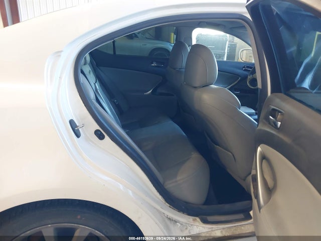 Продажа на аукционе авто 2006 Lexus Is 350, vin: JTHBE262665004451, номер лота: 46192639