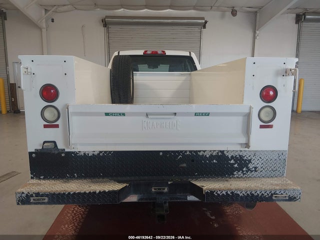Auction sale of the 2015 Chevrolet Silverado 3500hd Wt, vin: 1GB5CYC87FZ132484, lot number: 46192642