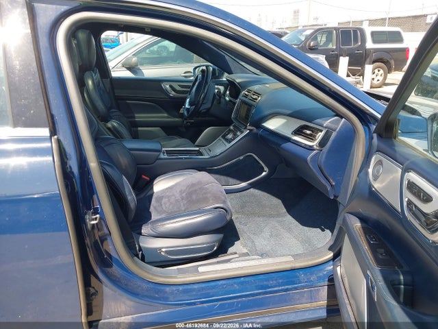 Продажа на аукционе авто 2017 Lincoln Continental Black Label, vin: 1LN6L9BC9H5626573, номер лота: 46192684
