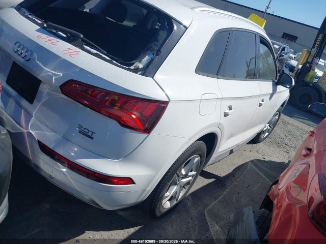 WA1ANAFY3J2172550 Audi Q5 2.0t Premium/2.0t Tech Premium