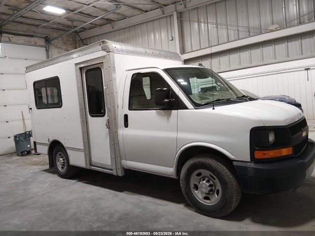 46192693 :رقم المزاد ، 1GB0GRFGXG1274206 vin ، 2016 Chevrolet Express Cutaway 3500 مزاد بيع