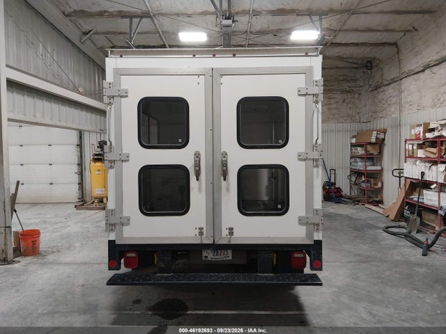 46192693 :رقم المزاد ، 1GB0GRFGXG1274206 vin ، 2016 Chevrolet Express Cutaway 3500 مزاد بيع