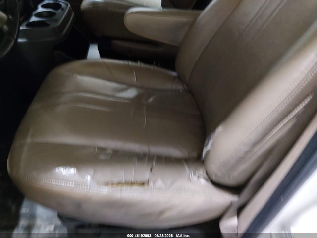 46192693 :رقم المزاد ، 1GB0GRFGXG1274206 vin ، 2016 Chevrolet Express Cutaway 3500 مزاد بيع
