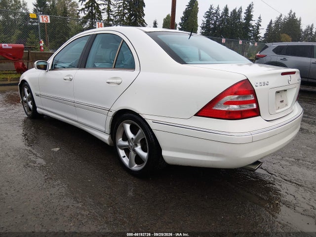 46192726 :رقم المزاد ، WDBRF40J65A667189 vin ، 2005 Mercedes-benz C 230 Kompressor Sport مزاد بيع