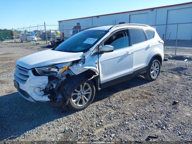 46192751 :رقم المزاد ، 1FMCU9GD6JUC84142 vin ، 2018 Ford Escape Se مزاد بيع