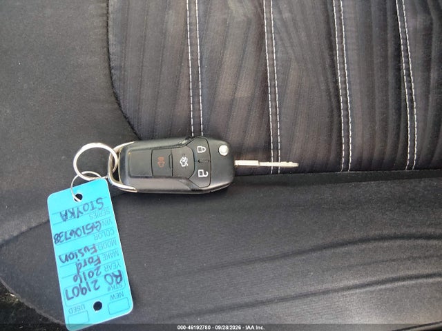46192780 :رقم المزاد ، 1FA6P0H78G5106738 vin ، 2016 Ford Fusion Se مزاد بيع