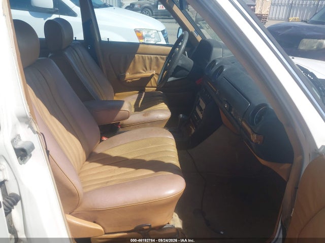 Aukcja sprzedaży 1984 Mercedes-benz 300 Dt, vin: WDBAB33A2EA057398, numer aukcji: 46192784