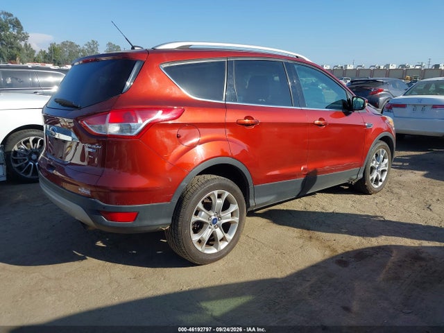 Ford Escape Titanium 2014 1FMCU9J94EUA76352 Image 4
