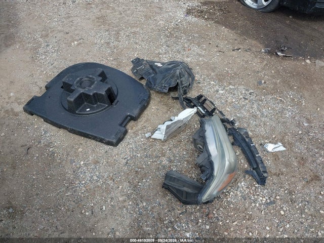 46192809 :رقم المزاد ، 4T1BF1FK7FU943067 vin ، 2015 Toyota Camry Le/xle/se/xse مزاد بيع