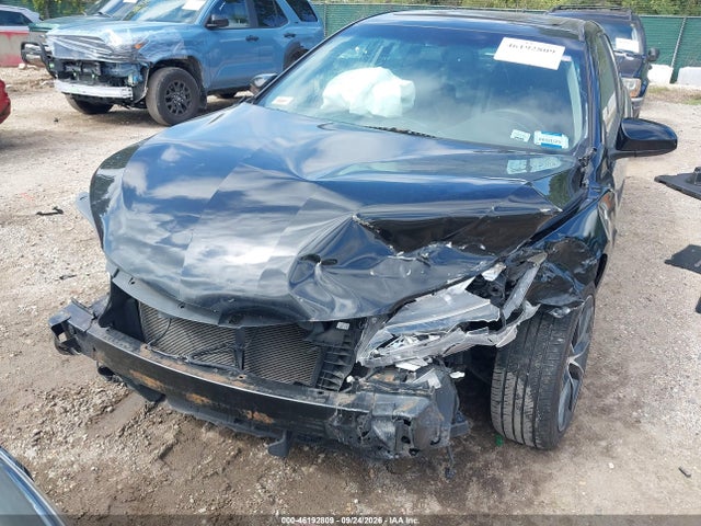 46192809 :رقم المزاد ، 4T1BF1FK7FU943067 vin ، 2015 Toyota Camry Le/xle/se/xse مزاد بيع