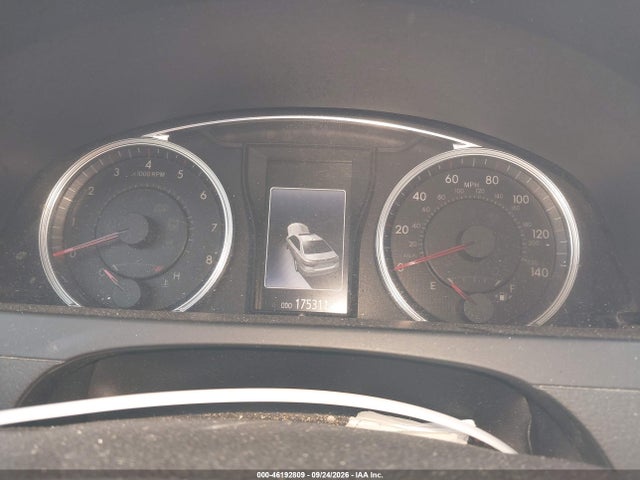 46192809 :رقم المزاد ، 4T1BF1FK7FU943067 vin ، 2015 Toyota Camry Le/xle/se/xse مزاد بيع
