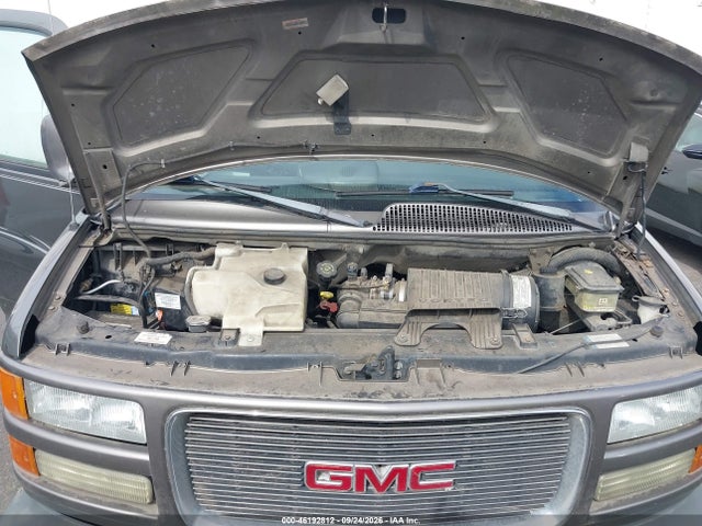 46192812 :رقم المزاد ، 1GDFG15R521186355 vin ، 2002 Gmc Savana Passenger Standard مزاد بيع