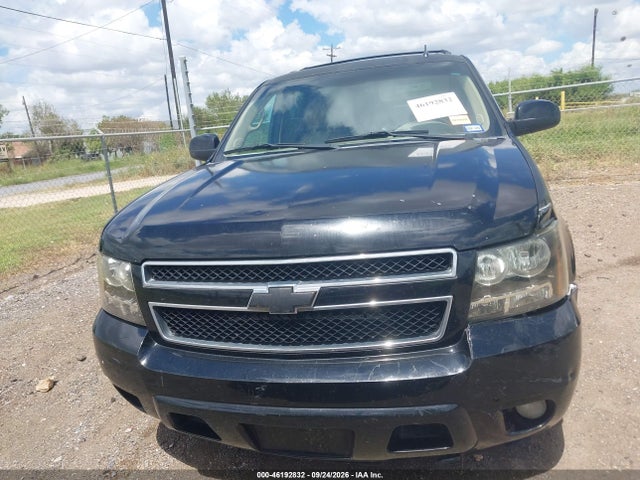 Продаж на аукціоні авто 2014 Chevrolet Suburban 1500 Lt, vin: 1GNSCJE09ER133932, номер лоту: 46192832