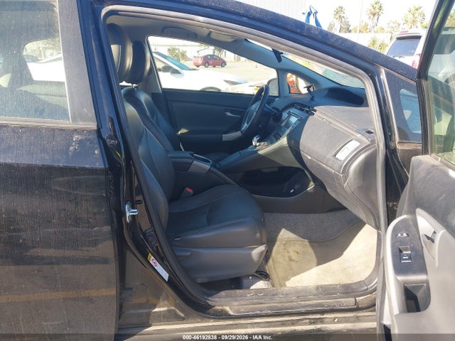 Auction sale of the 2015 Toyota Prius Two, vin: JTDKN3DU2F1961727, lot number: 46192838