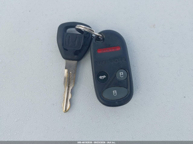 1998 Honda Accord Ex მანქანა იყიდება აუქციონზე, vin: 1HGCG5651WA081202, აუქციონის ნომერი: 46192839
