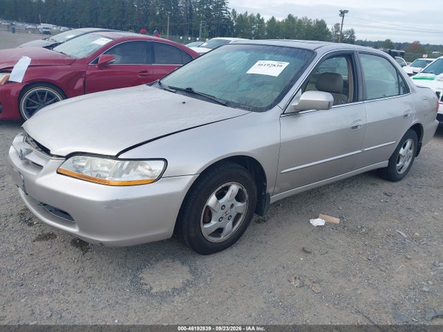 1998 Honda Accord Ex მანქანა იყიდება აუქციონზე, vin: 1HGCG5651WA081202, აუქციონის ნომერი: 46192839