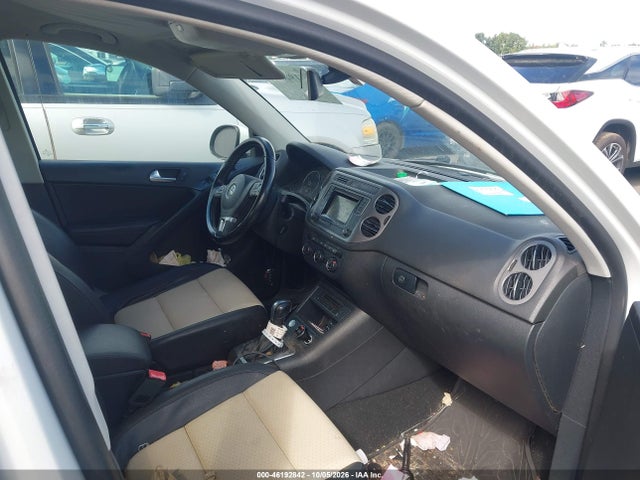 Продажа на аукционе авто 2016 Volkswagen Tiguan S, vin: WVGAV7AX2GW541564, номер лота: 46192842