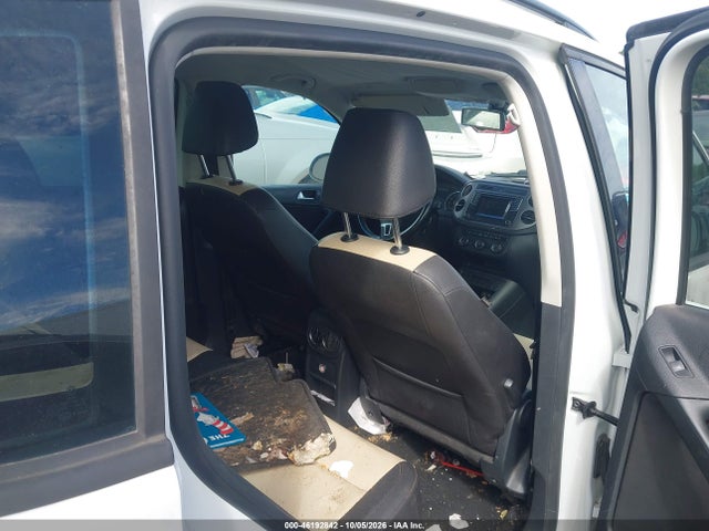 Продажа на аукционе авто 2016 Volkswagen Tiguan S, vin: WVGAV7AX2GW541564, номер лота: 46192842