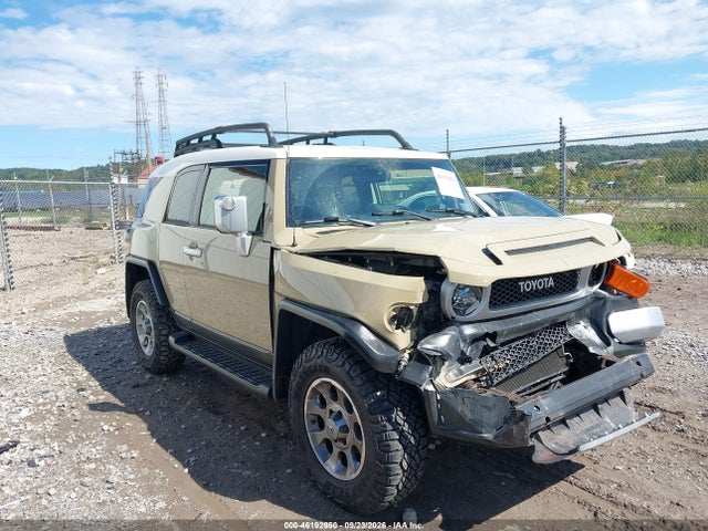 Продажа на аукционе авто 2013 Toyota Fj Cruiser, vin: JTEBU4BF1DK151179, номер лота: 46192850
