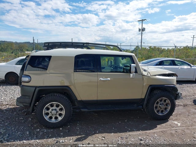 Продажа на аукционе авто 2013 Toyota Fj Cruiser, vin: JTEBU4BF1DK151179, номер лота: 46192850