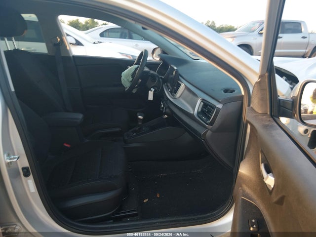 46192884 :رقم المزاد ، 3KPA24ADXNE491215 vin ، 2022 Kia Rio S مزاد بيع