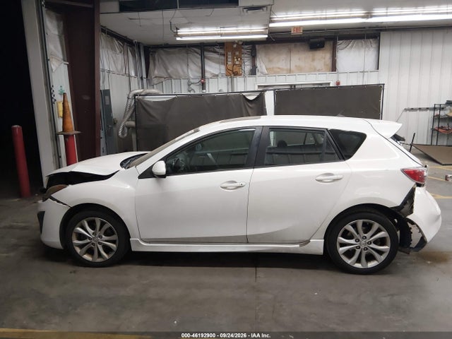 Auction sale of the 2011 Mazda Mazda3 S Sport, vin: JM1BL1K65B1464163, lot number: 46192900