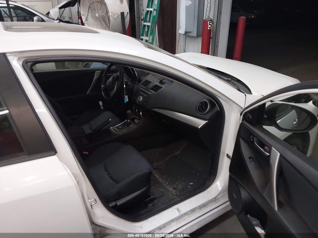 Auction sale of the 2011 Mazda Mazda3 S Sport, vin: JM1BL1K65B1464163, lot number: 46192900