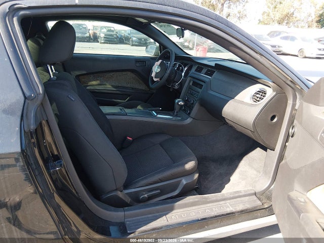 Продажа на аукционе авто 2011 Ford Mustang V6, vin: 1ZVBP8AM9B5156240, номер лота: 46192902
