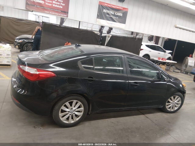 KIA FORTE LX 2016 KNAFX4A60G5461693 Image 13