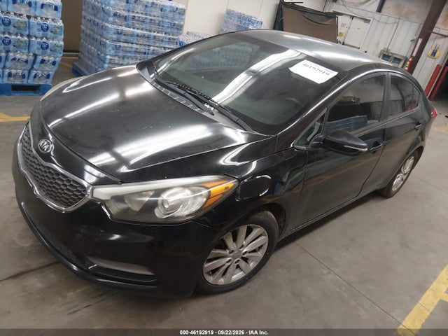 KIA FORTE LX 2016 KNAFX4A60G5461693 Image 2