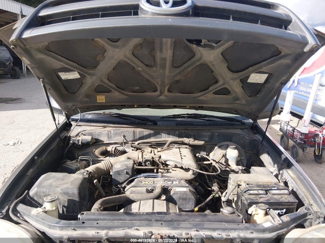 46192926 :رقم المزاد ، 5TBJN32144S444989 vin ، 2004 Toyota Tundra مزاد بيع