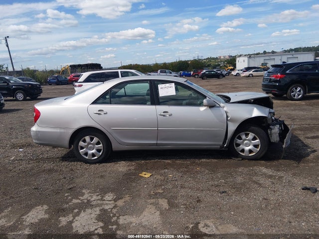 46192941 :رقم المزاد ، 4T1BE30K43U695914 vin ، 2003 Toyota Camry Le مزاد بيع