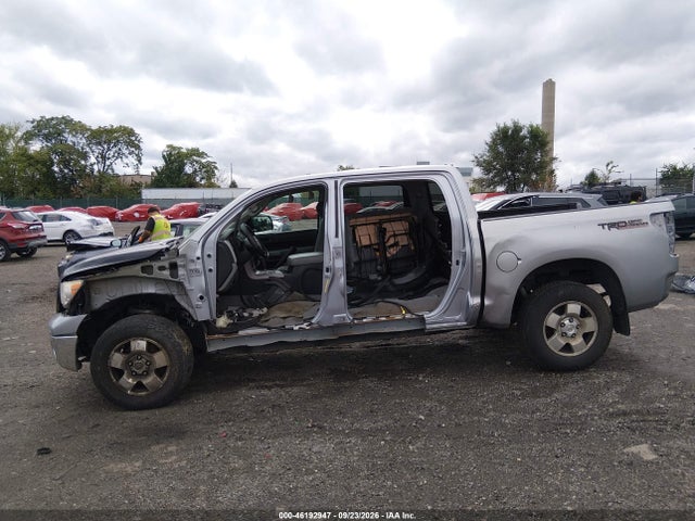 46192947 :رقم المزاد ، 5TFEM5F14BX022858 vin ، 2011 Toyota Tundra Grade 4.6l V8 مزاد بيع